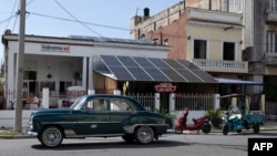 Para muchos son «prohibitivos”: ¿Quiénes pueden pagar paneles y baterías en Cuba? – Martí Noticias