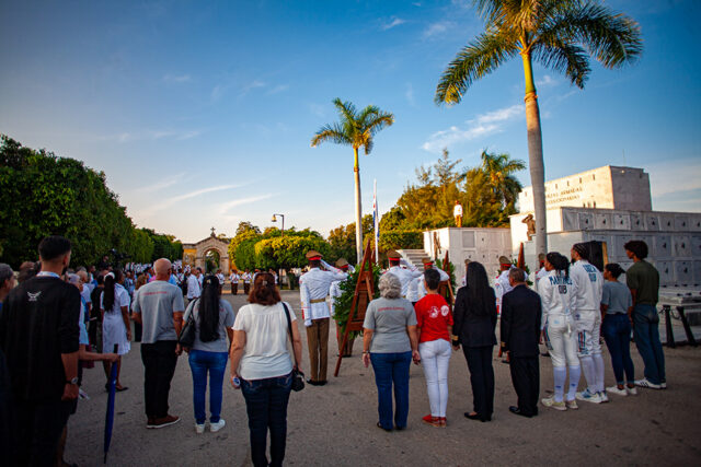 Presidente cubano encabeza homenaje a las víctimas del Crimen de Barbados (+Fotos)