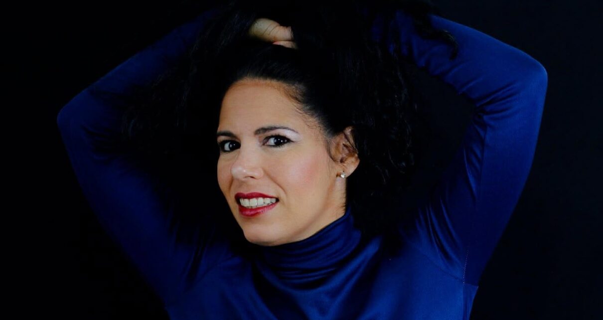 Alina Molina, la mamá de Vanessa, no sabe cómo se le fue esa niña de las manos