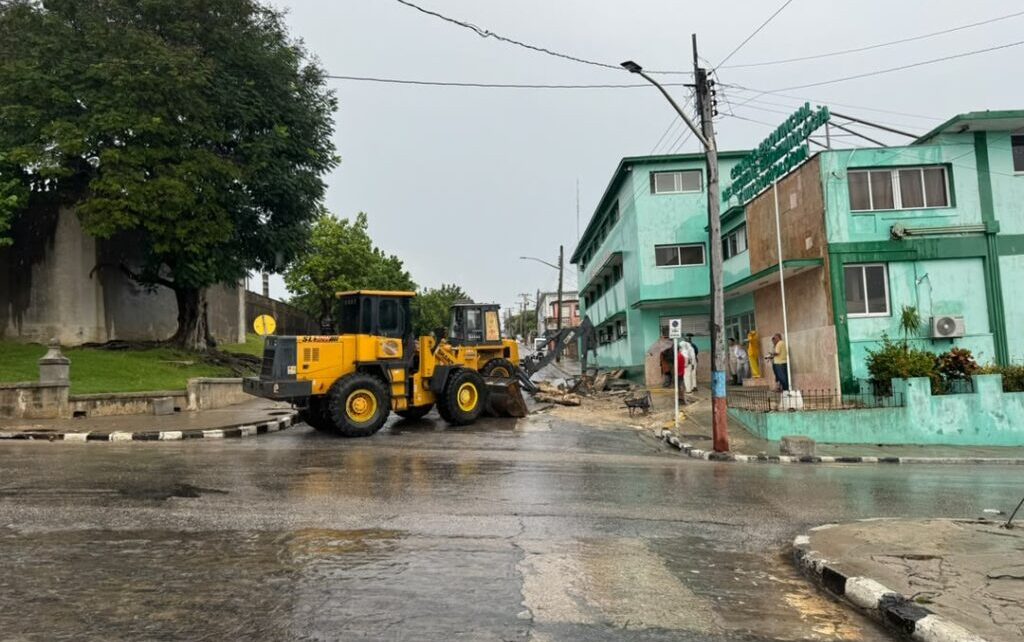 Fuertes lluvias ocasionaron daños viales