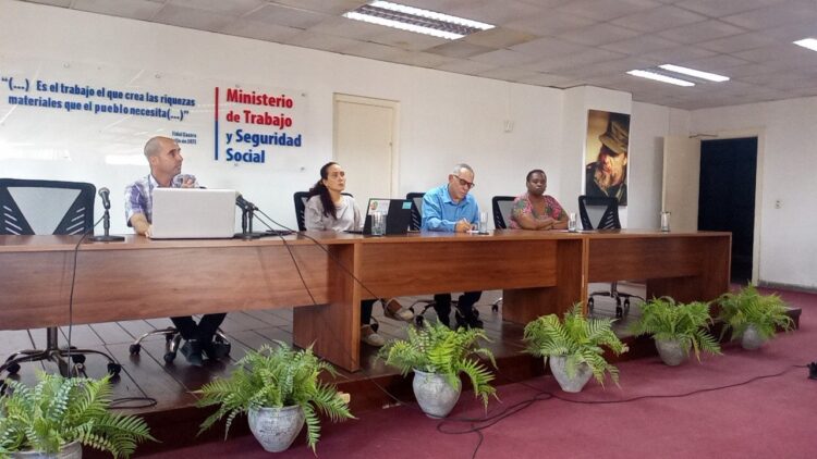 Regulations Approved to Strengthen Social Work
