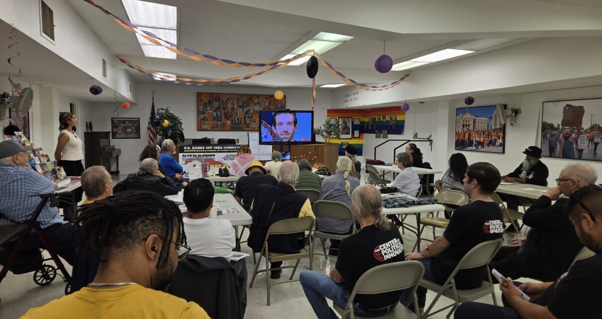 Exigen en Los Angeles, fin del bloqueo contra Cuba