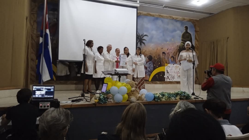 Holguín: Gigante de la pediatría celebra sus 55 años