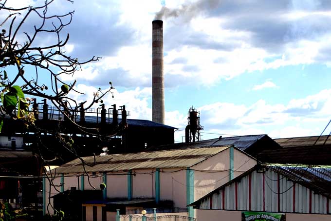 Reconocerán  a trabajadores azucareros en su día en Granma