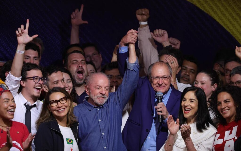 Lula ganó las elecciones en Brasil y llega a su cuarto mandato