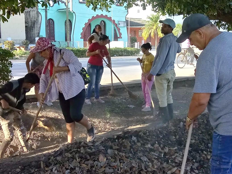 En Camagüey realizan trabajo voluntario por aniversario de los Órganos Locales del Poder Popular