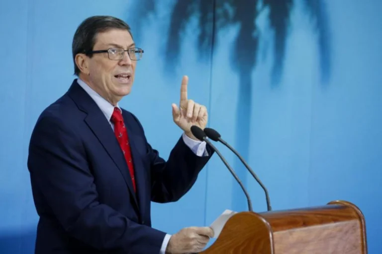 «Cuba no es una amenaza, el bloqueo sí», reafirma Canciller cubano – teleSUR