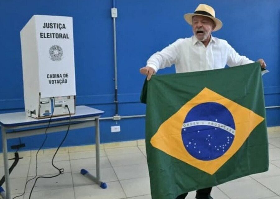 Autoridades reportan normalidad en comicios brasileños