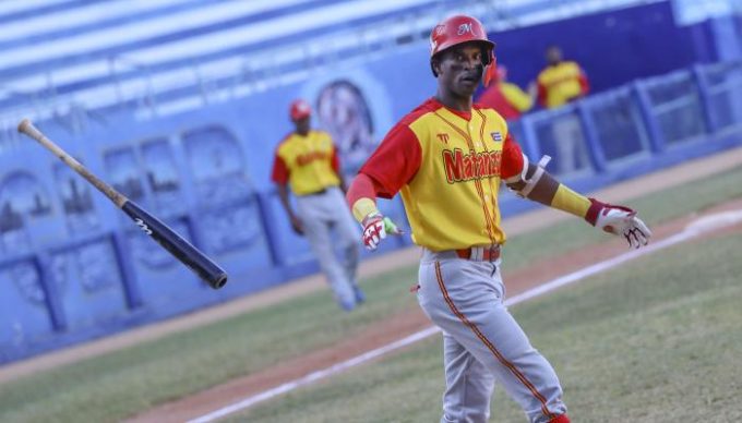 Todo a punto para la voz de «play ball»