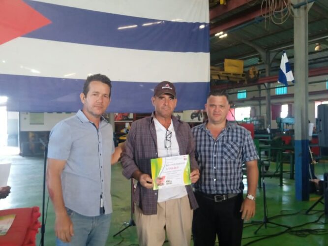 Reconocida entrega del sector azucarero en Camagüey