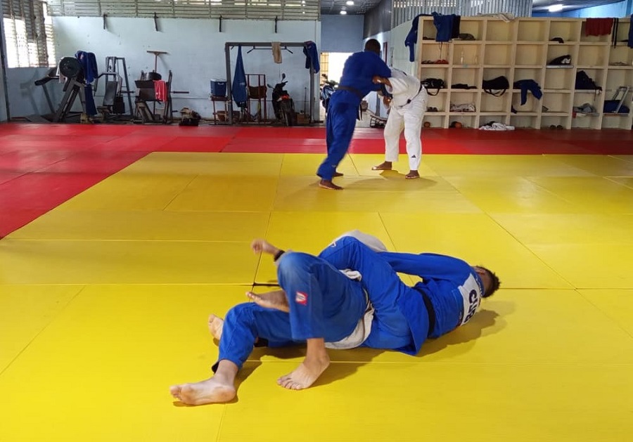 Judocas cubanos listos para participar en el Campeonato Mundial