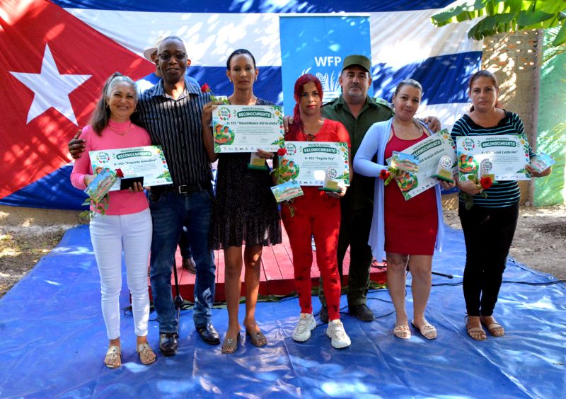 Mujeres de acero y miel