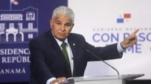 Presidente panameño llama a la calma tras fuerte sismo