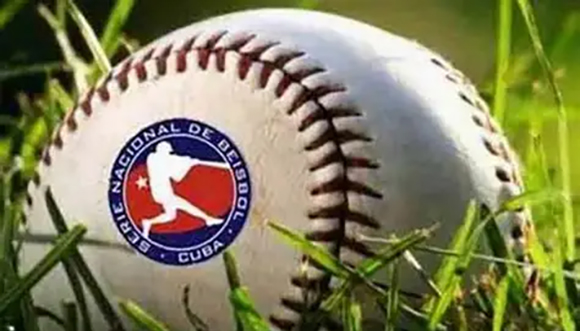 La Serie Nacional de Béisbol vuelve a la escena